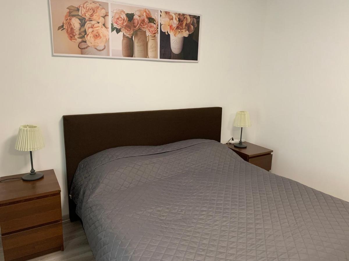 Apartament Tt10 Botanicka Trnava Esterno foto