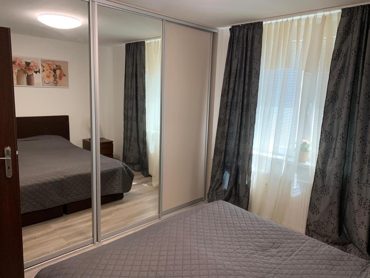 Apartament Tt10 Botanicka Trnava Esterno foto